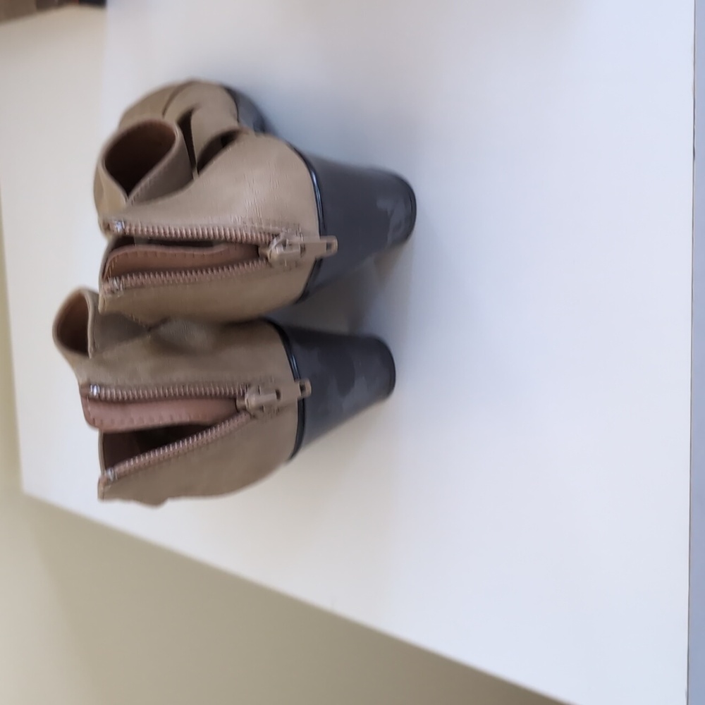 Sofft Tan Women's Heeled sandals - Picture 2 of 3